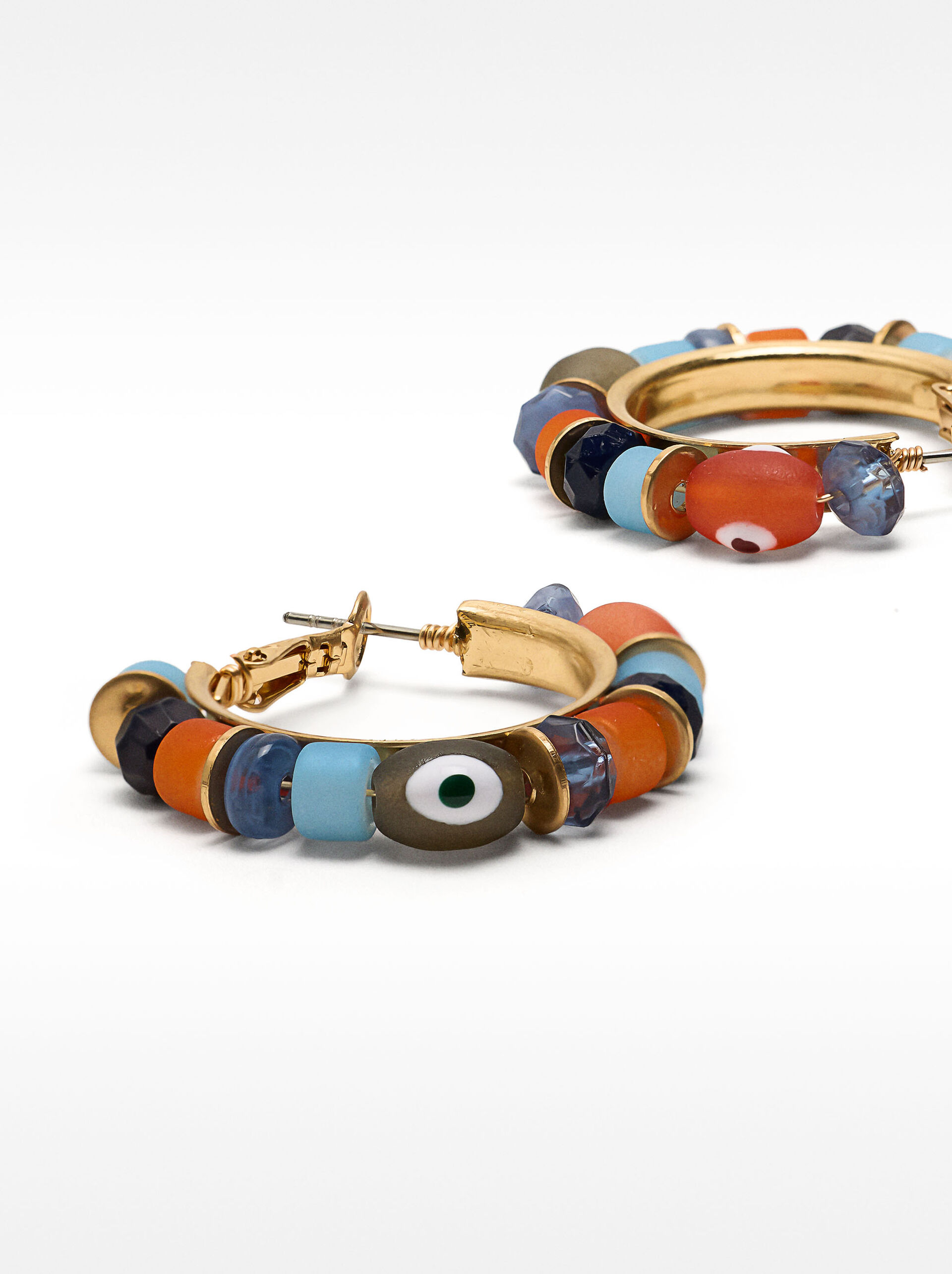 Hoop earrings with multicolor beads image number 1.0