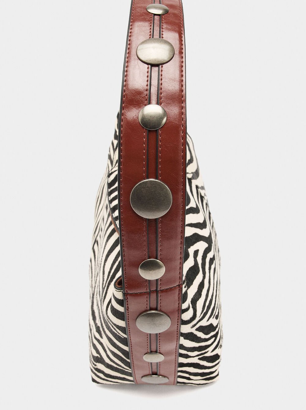 Leather shoulder bag