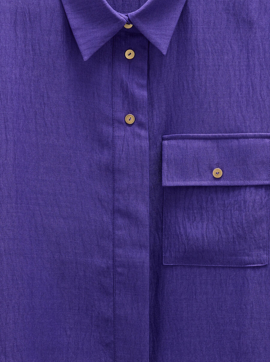 Camisa fluida con efecto arrugado