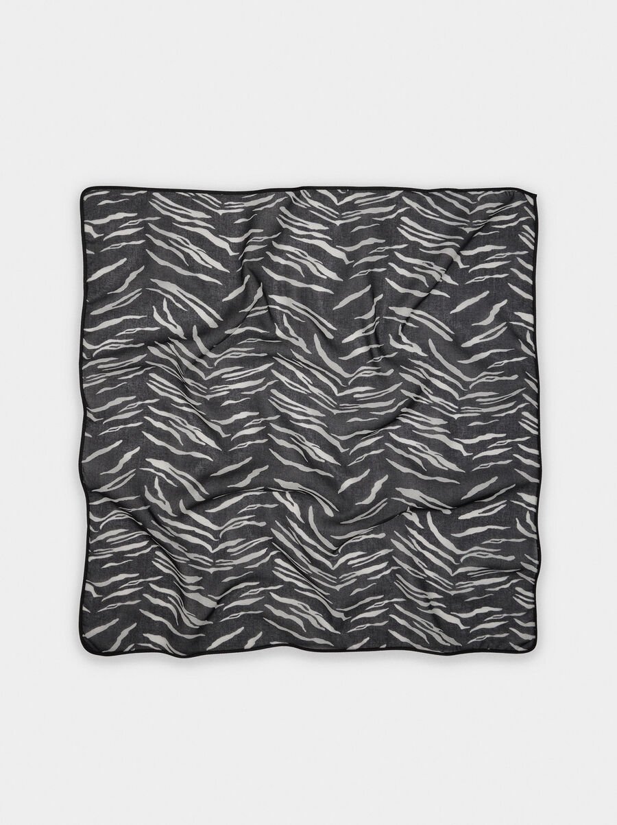 Multifunctional printed scarf with animal print