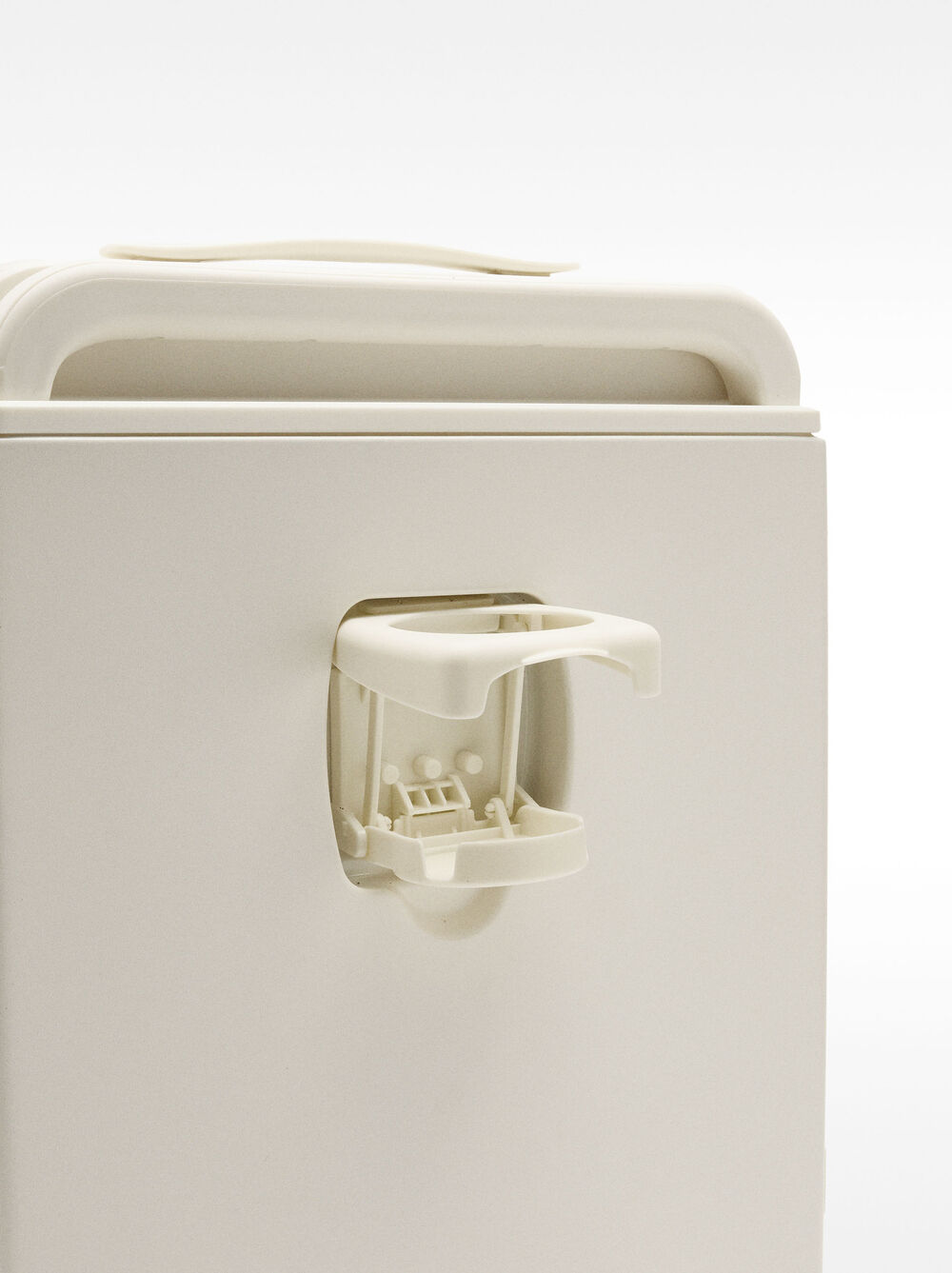 Walizka podróżna z fakturą