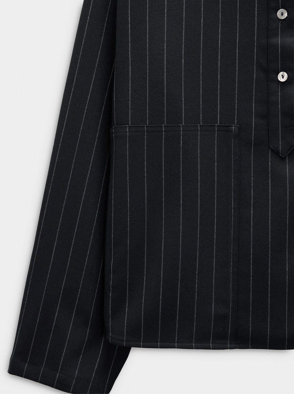 Shirt with pinstripe