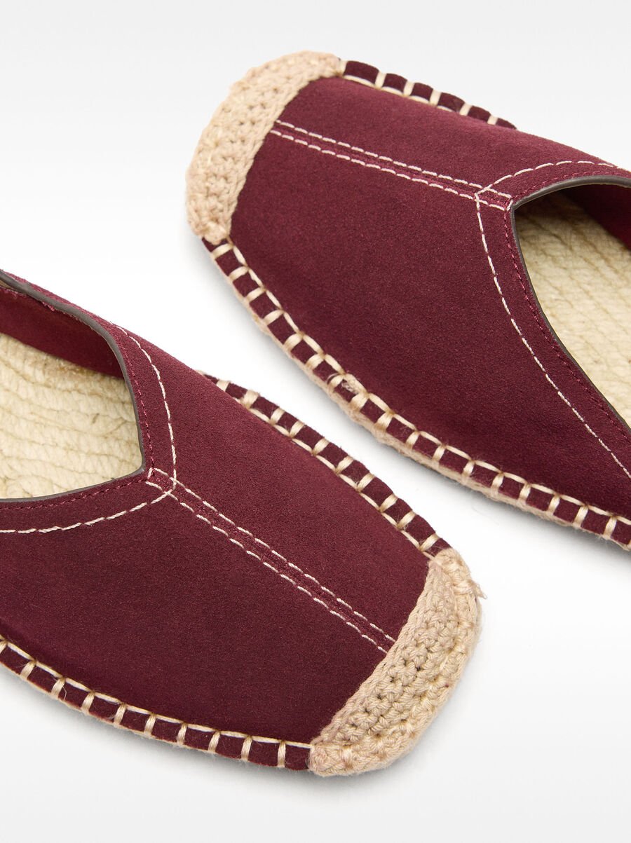 Leather espadrilles with buckle