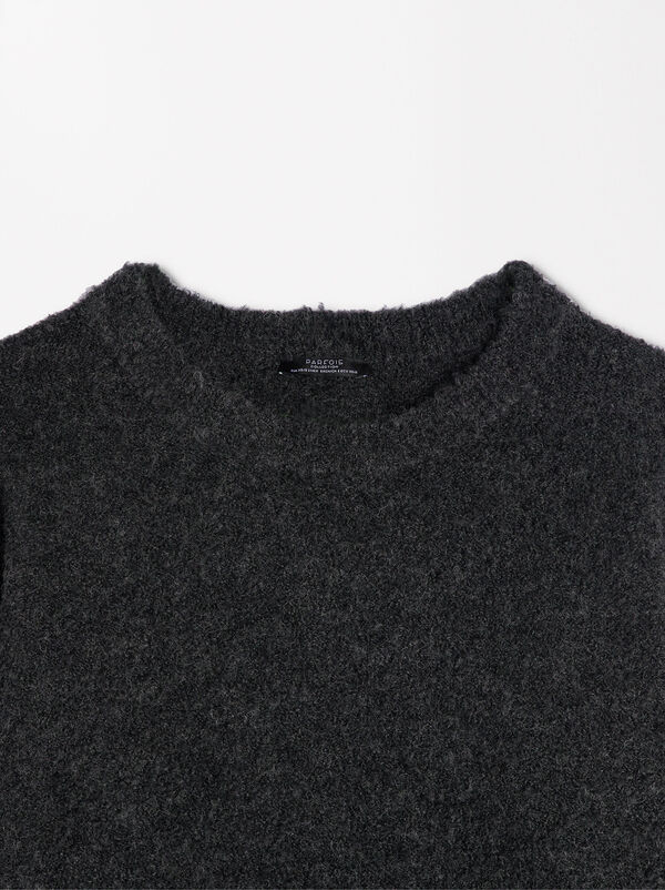 Knit sweater with wool blend