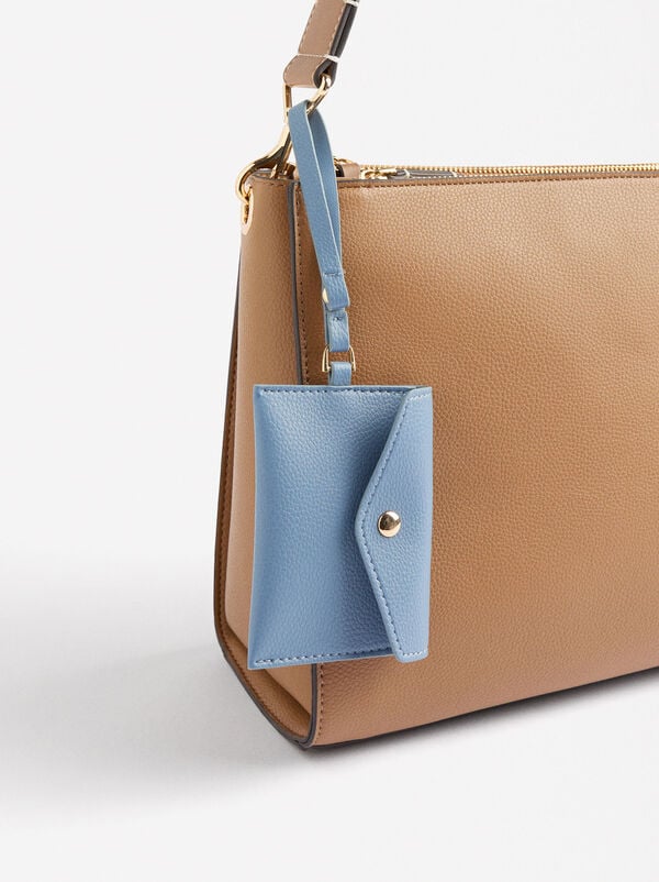 Shoulder bag with hanging