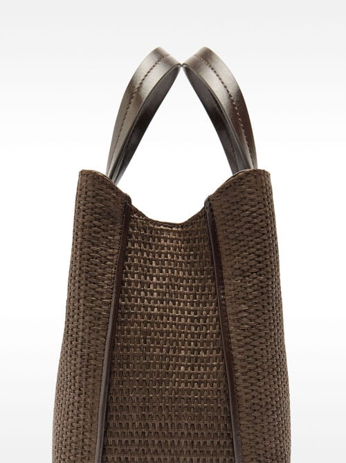 Borsa tote con effetto paglia con pendente