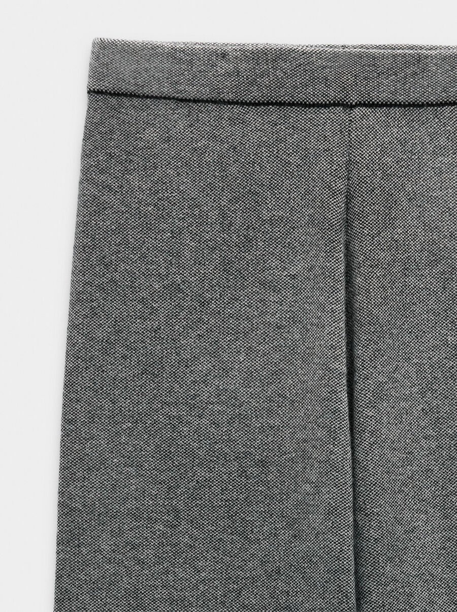 Knit trousers with elastic waist
