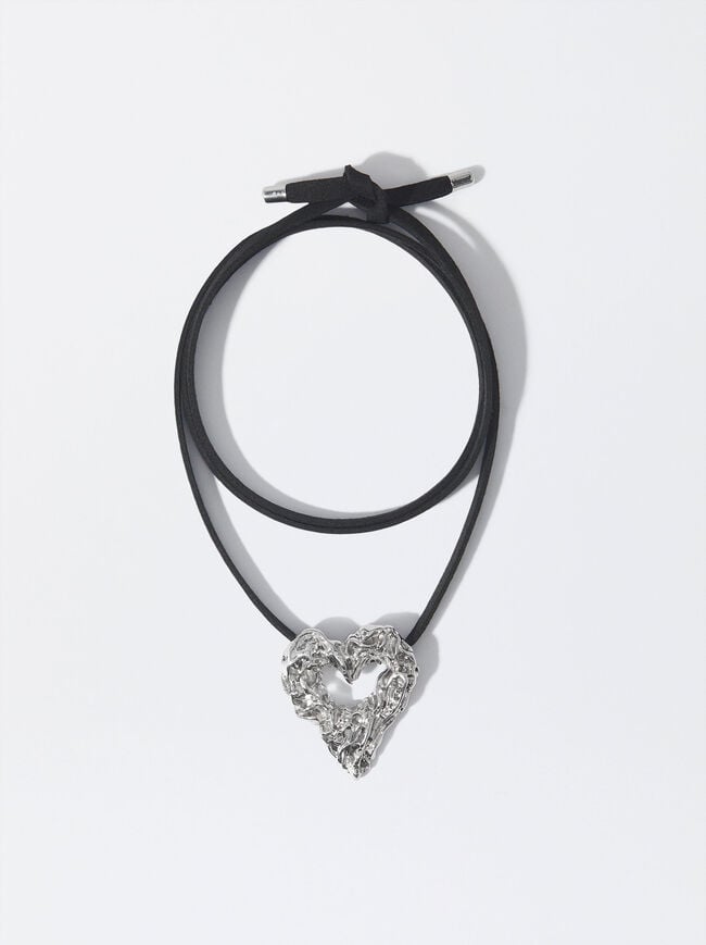 Cord Necklace With Heart image number 0.0