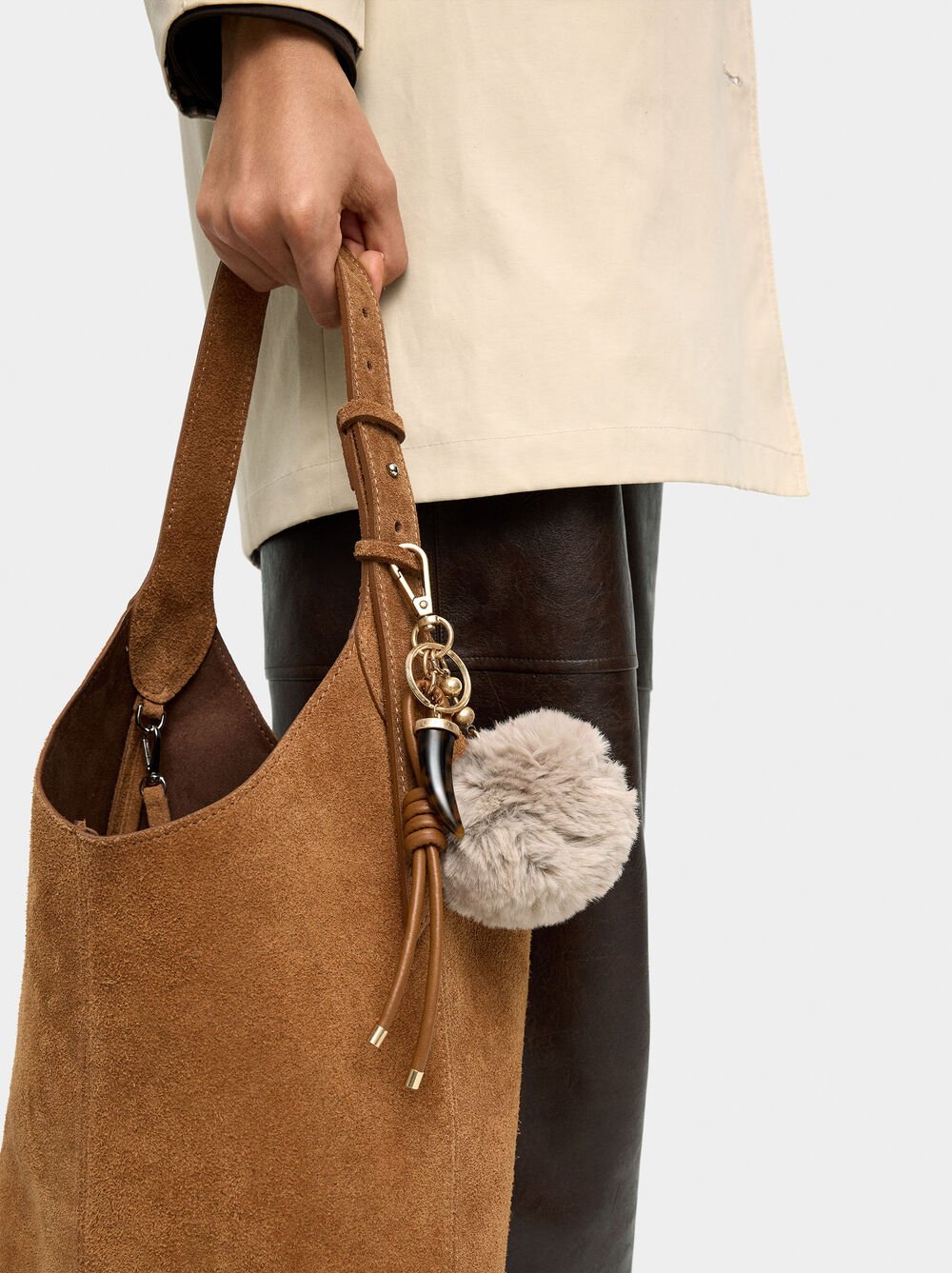 Keychain charm pompom with cord