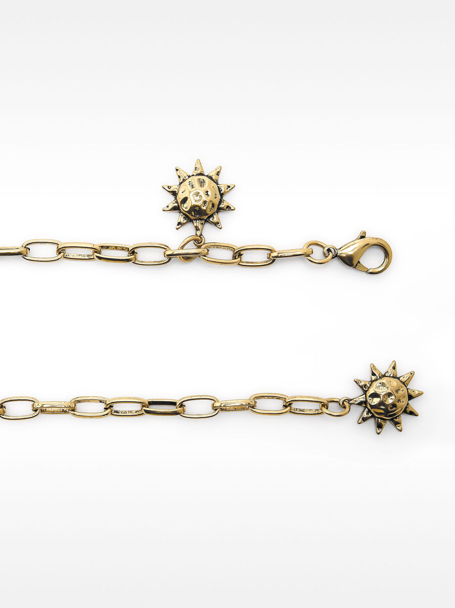 Chain link belt with charms