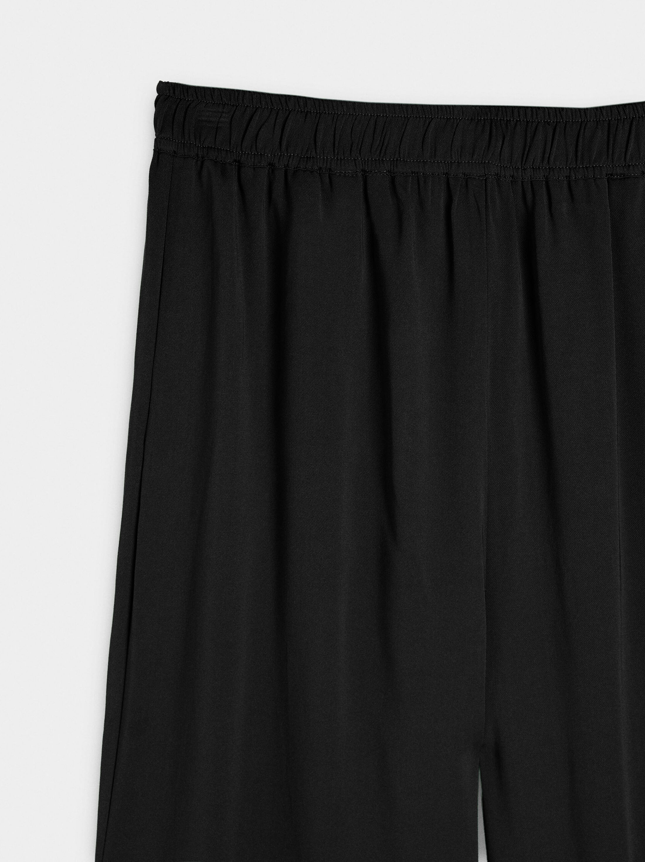 Pantalons folgats amb cintura elàstica image number 5.0