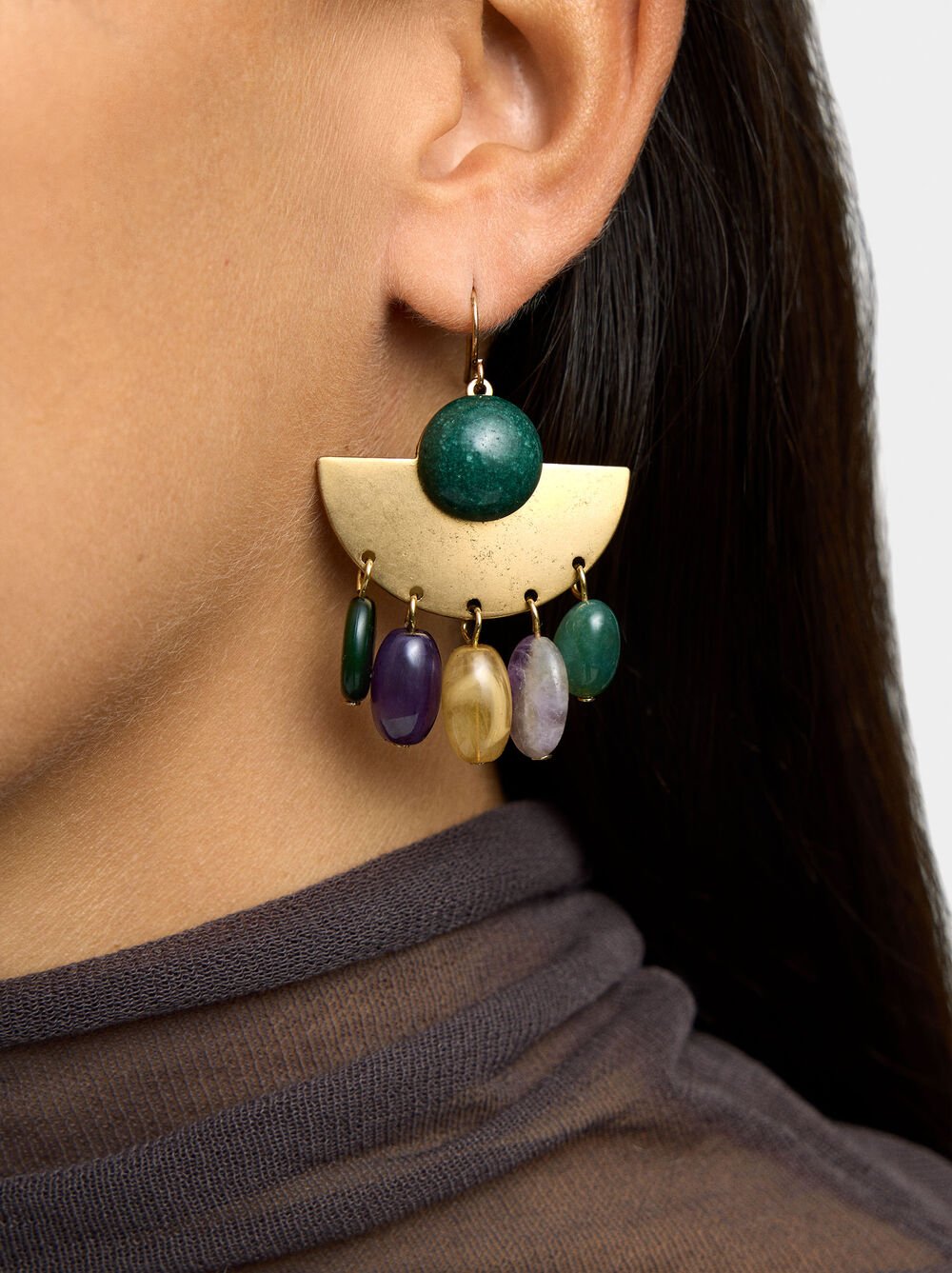 Fan earrings with stones