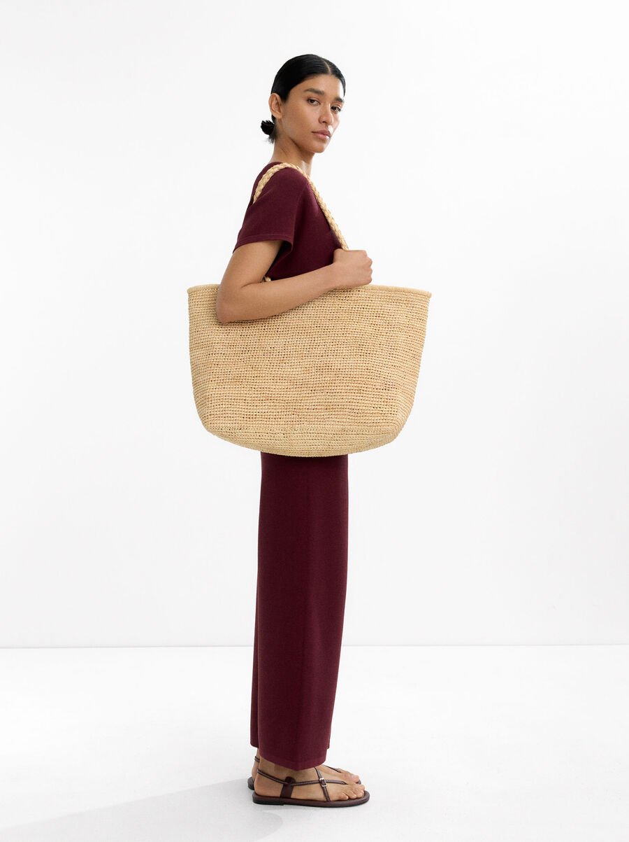 Knit trousers with adjustable drawstring