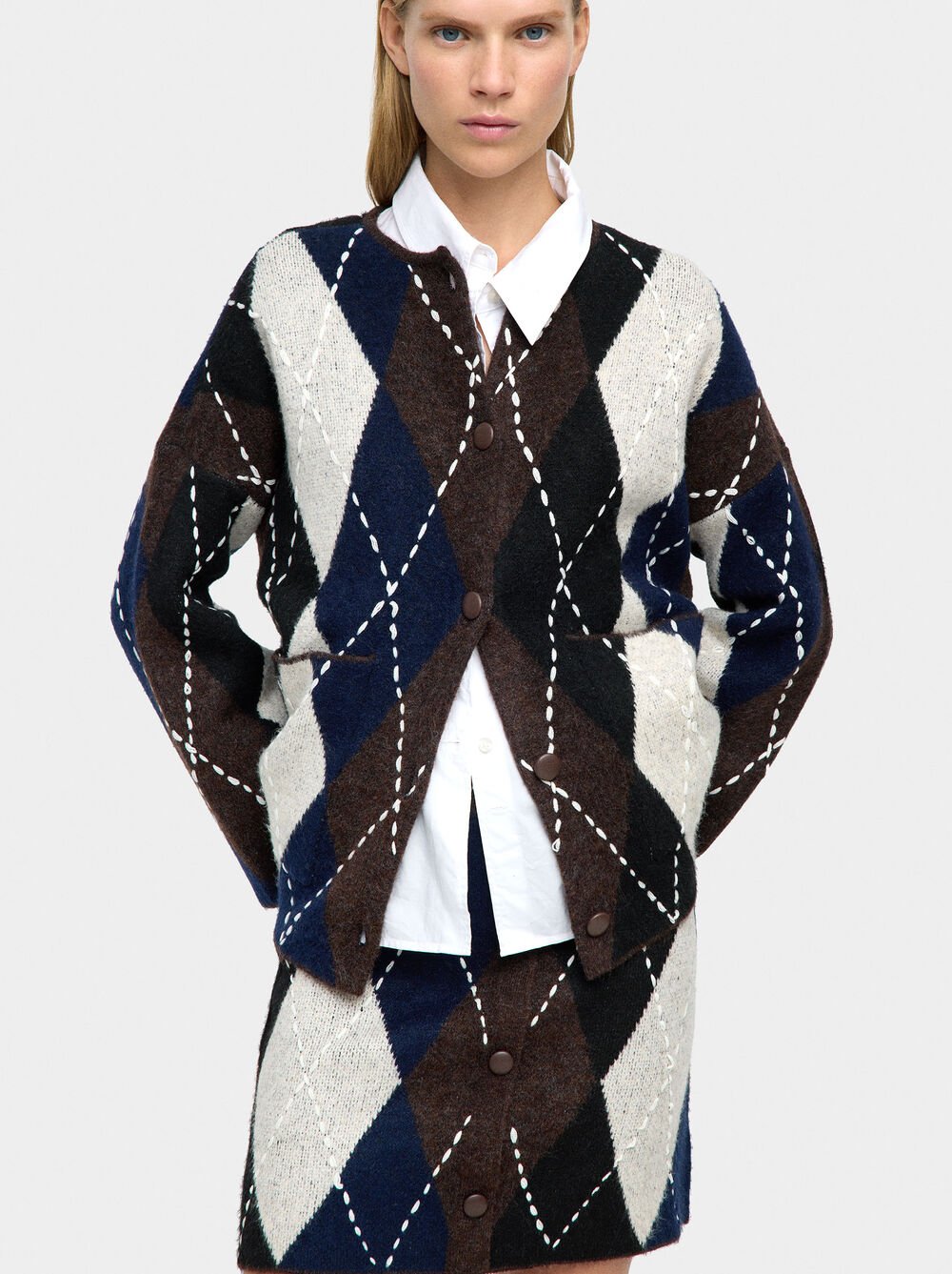 Knit cardigan with argyle and embroidery