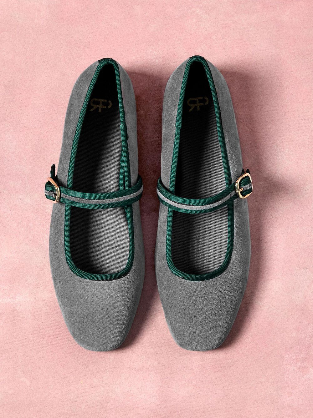 Ballet flats with fabric contrast