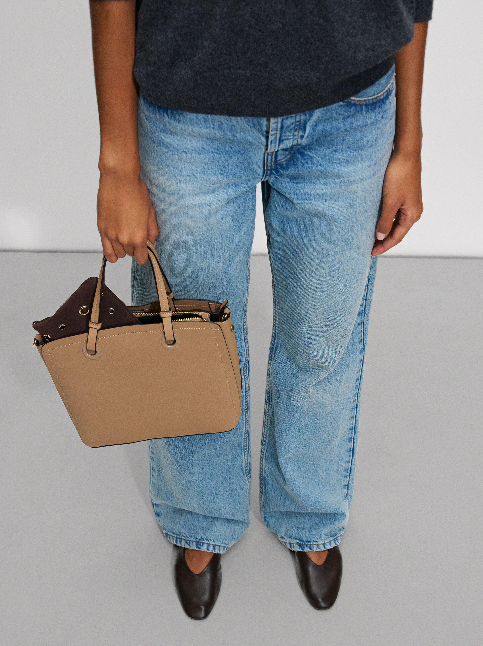 Mala tote efeito nylon image number 1.0