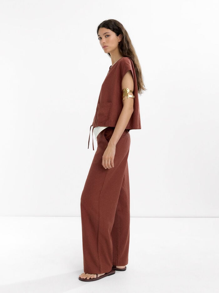 Straight trousers with linen
