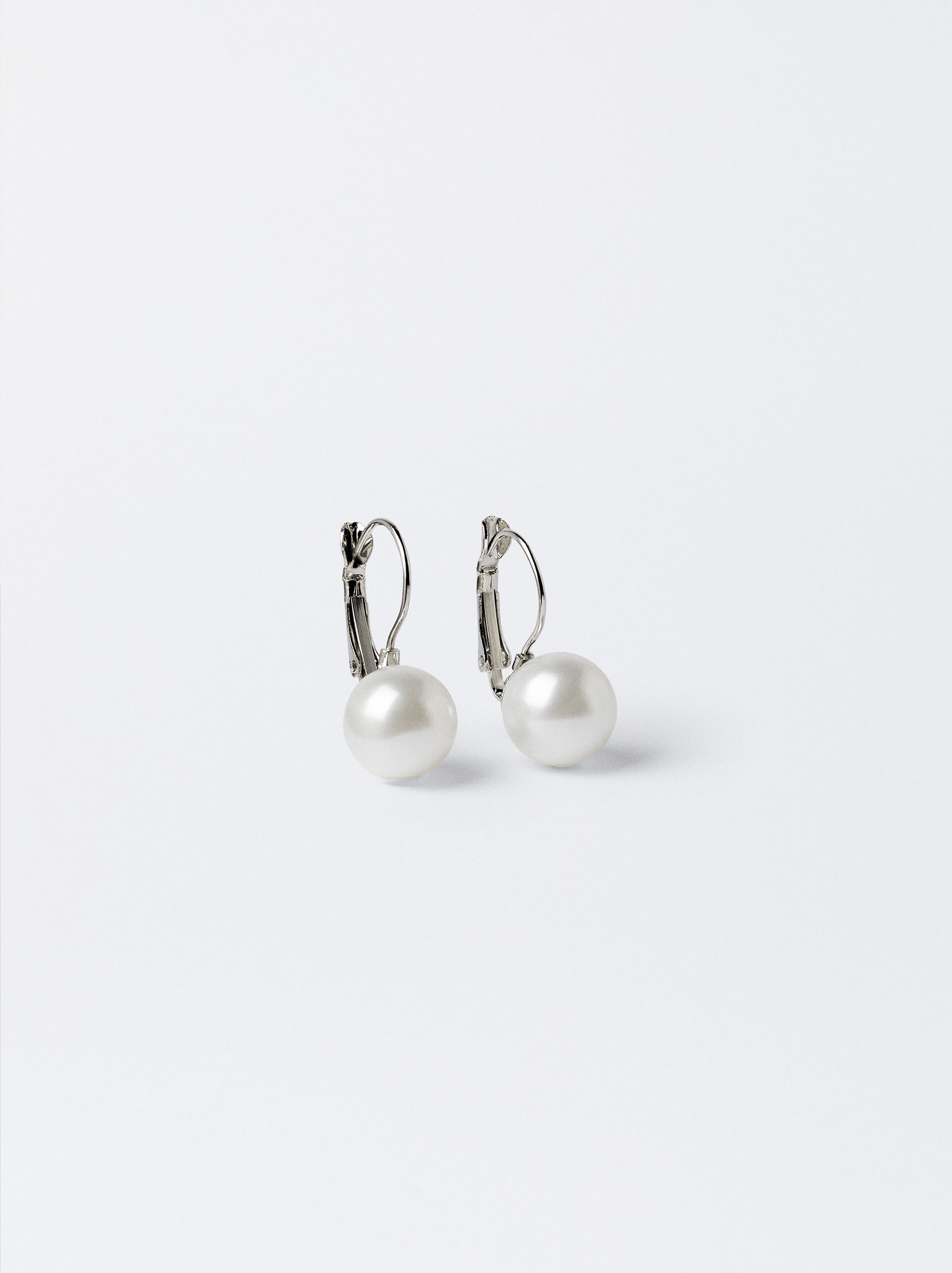 Faux Pearl Studs image number 0.0