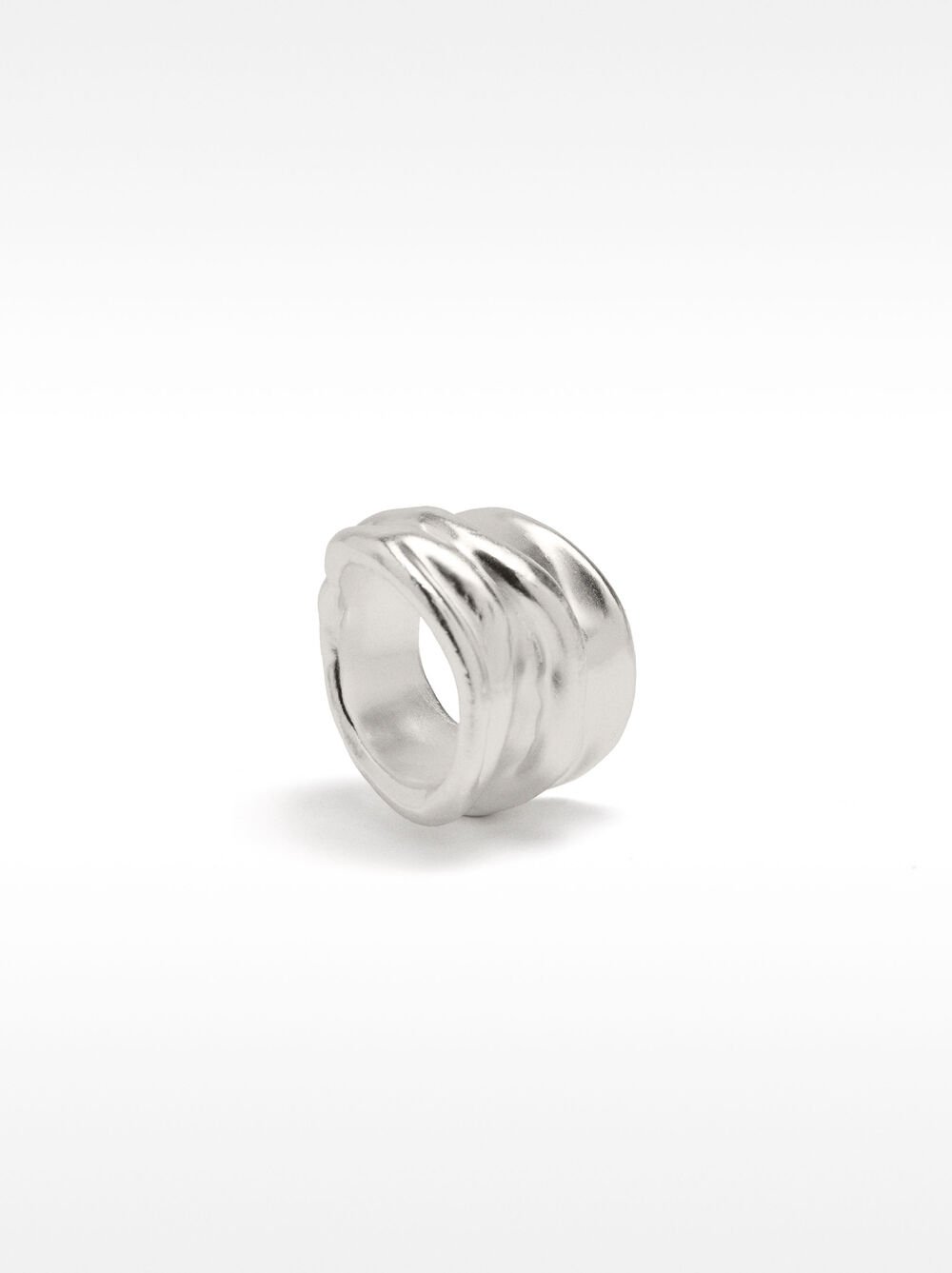 Wide ring with relief - 925 sterling silver