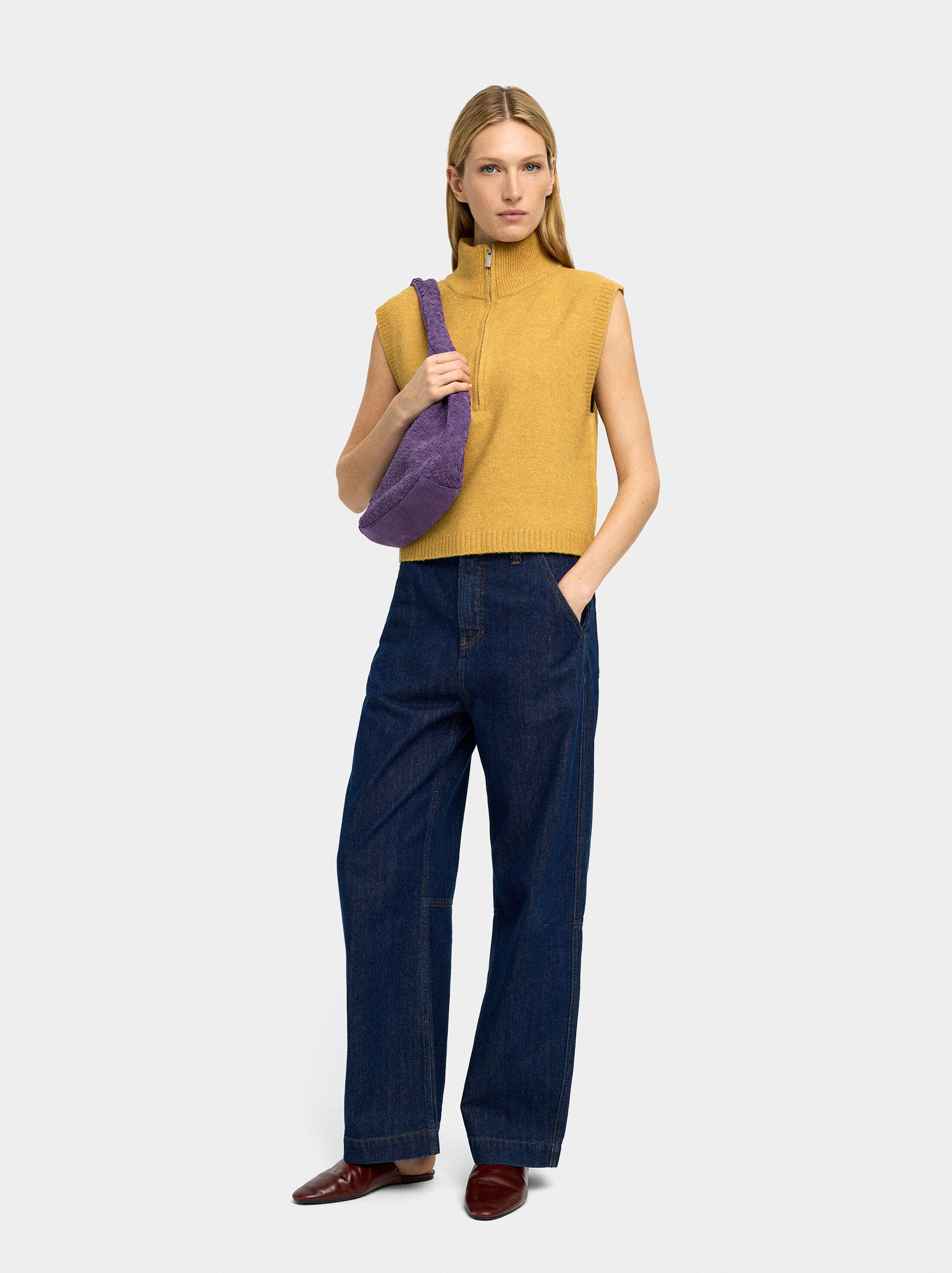 Knit vest with zipper closure image number 0.0