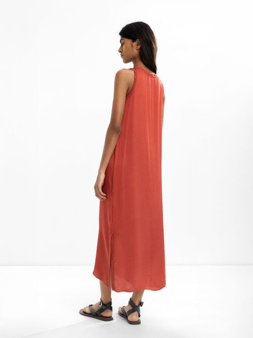 Vestido fluido liso