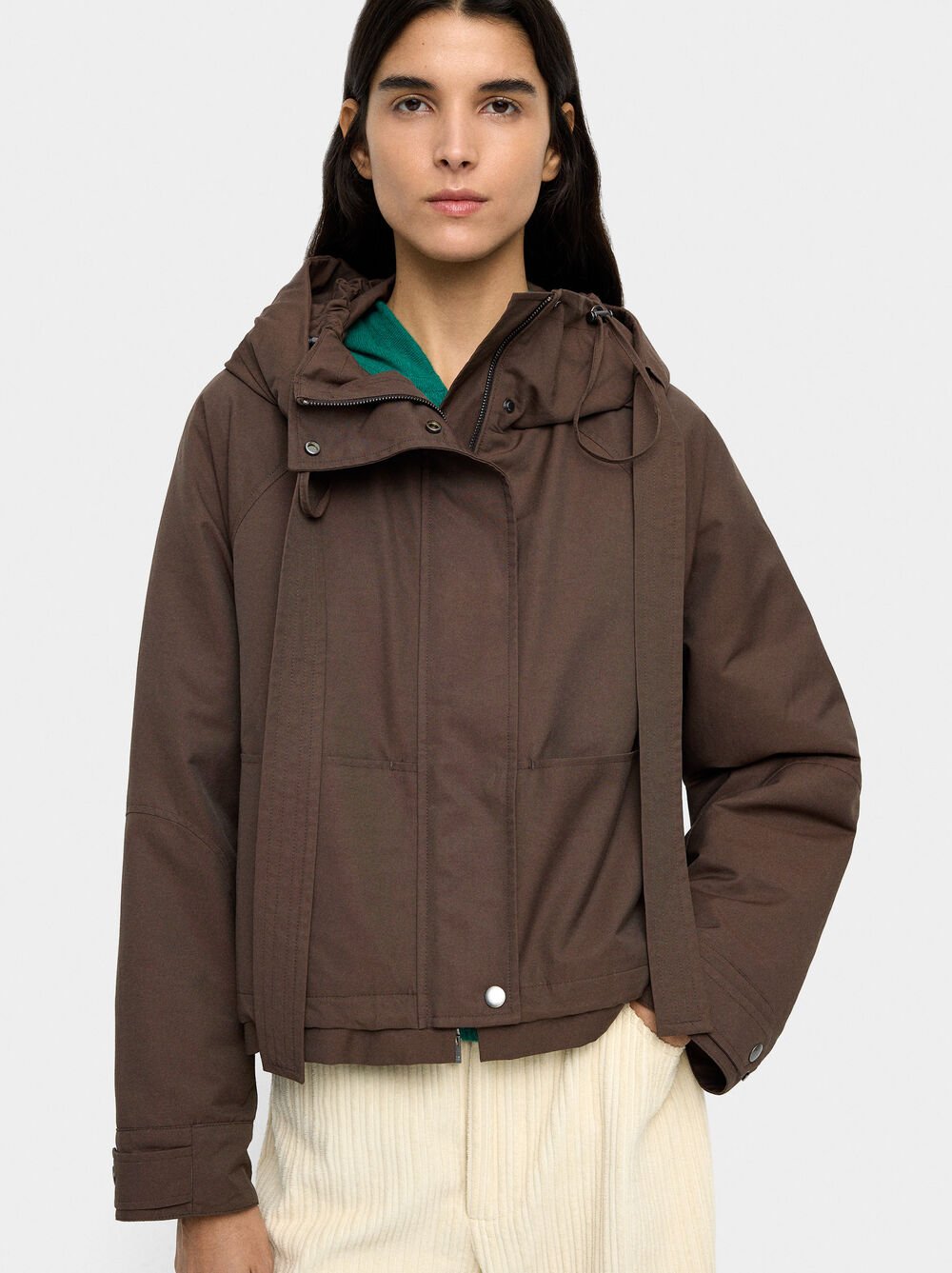 Jacket with hood water repellent
