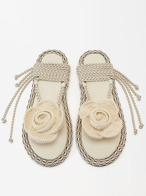 Sandales À Brides En Crochet