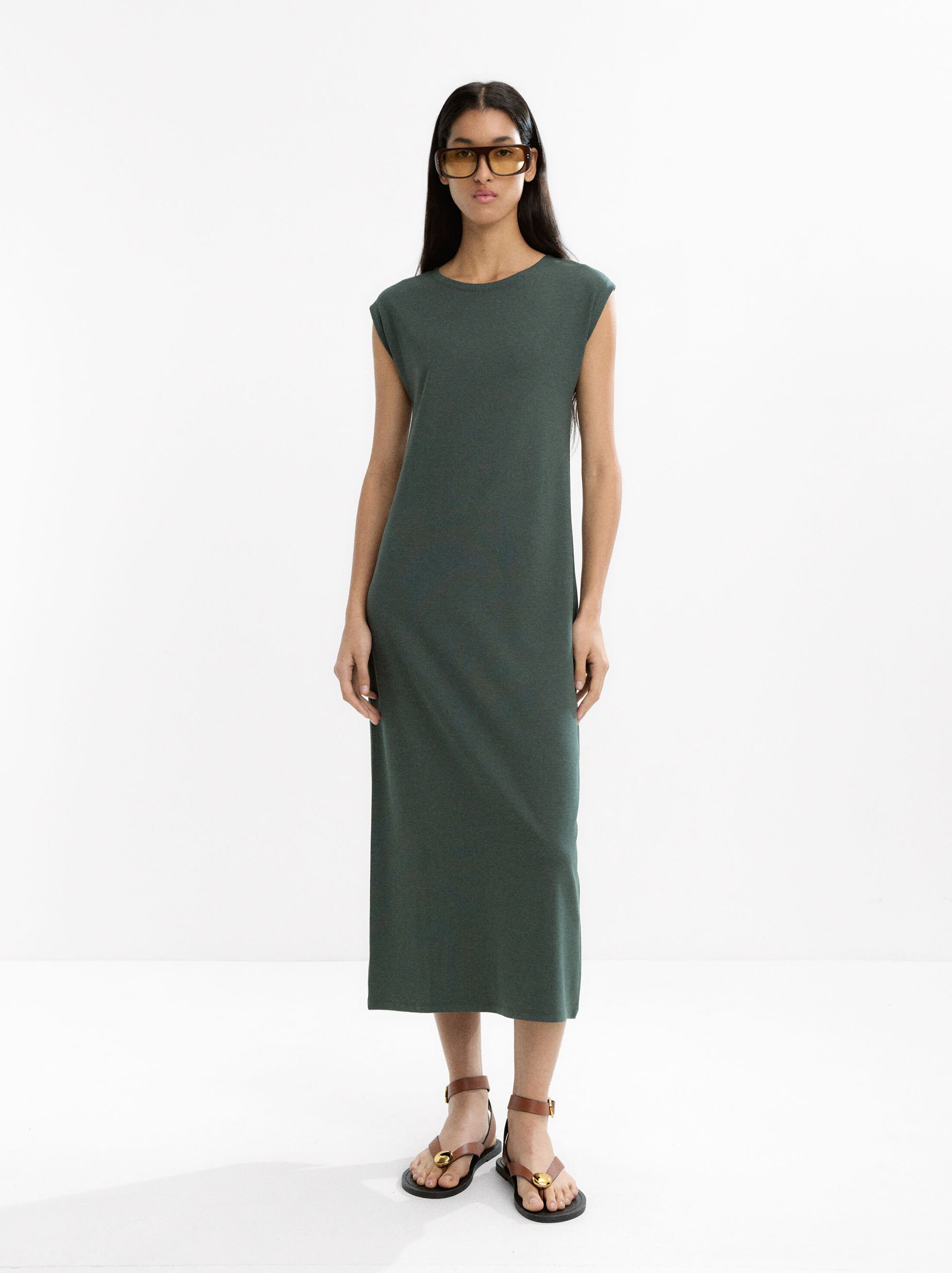 Plain midi dress image number 4.0