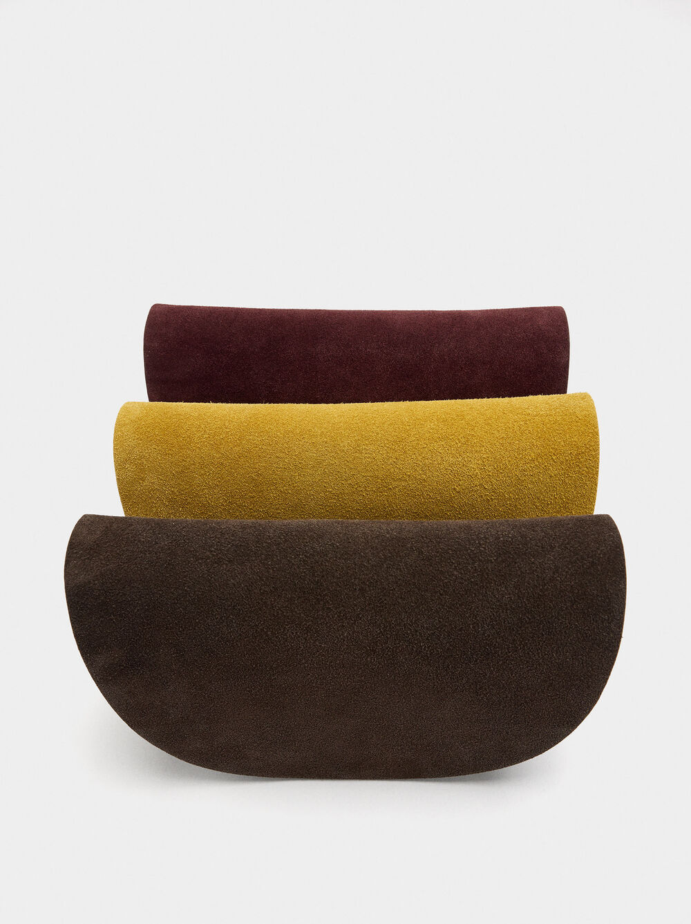 Bolso bandolera de ante con solapa