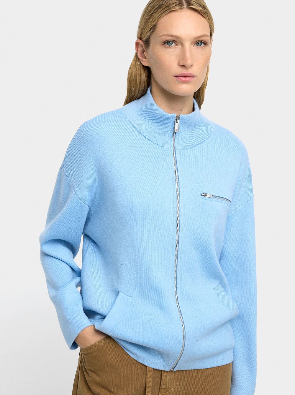 Zipped knit cardigan