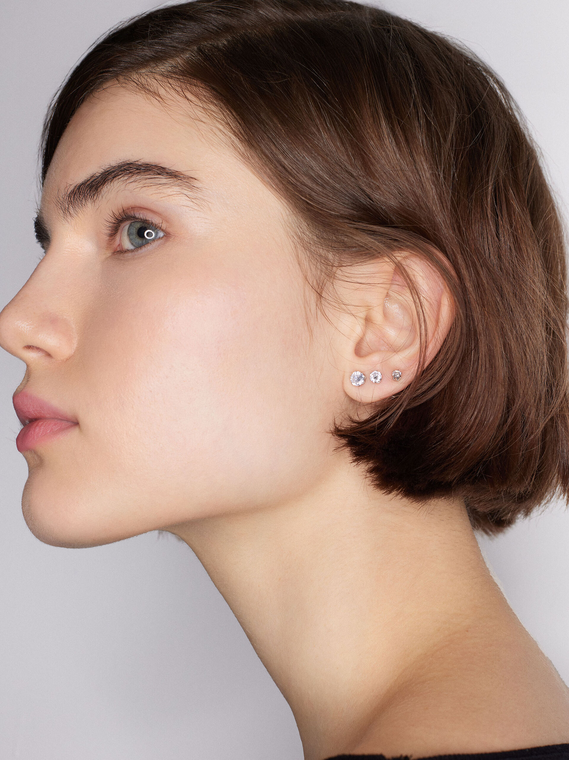 Set of rhinestone studs image number 1.0