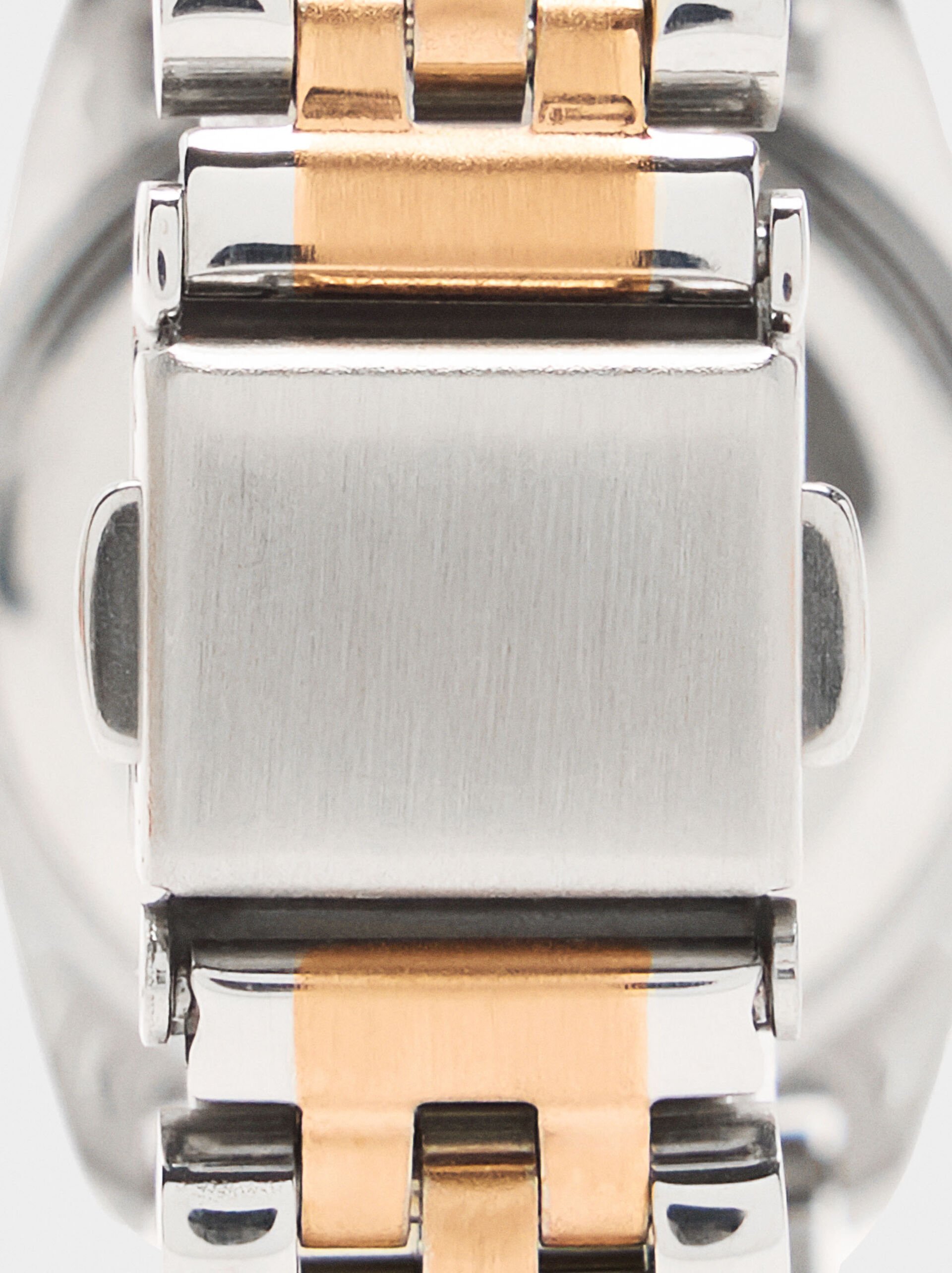 Watch with stainless steel wristband image number 4.0