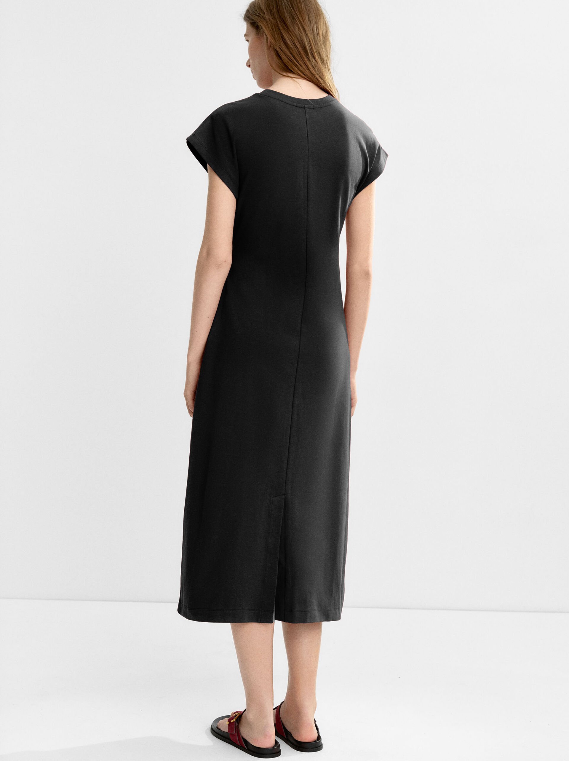 Vestido drapeado con lazo image number 3.0