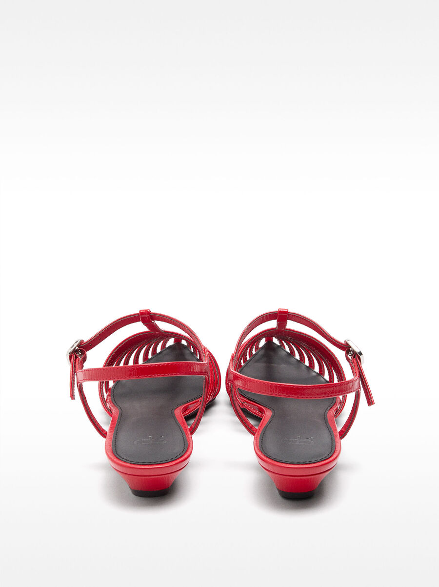 Heeled sandals with straps