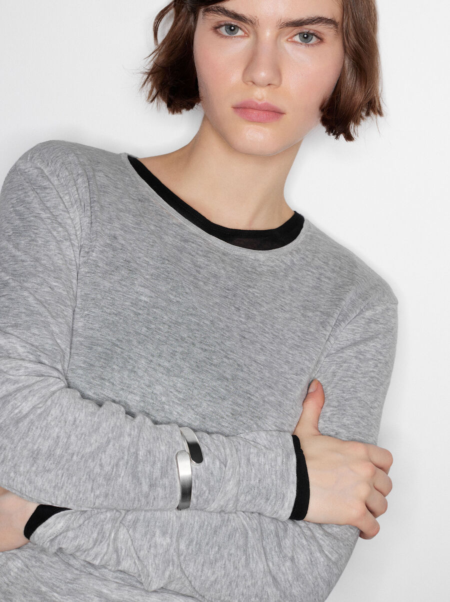 Rigid silver bracelet