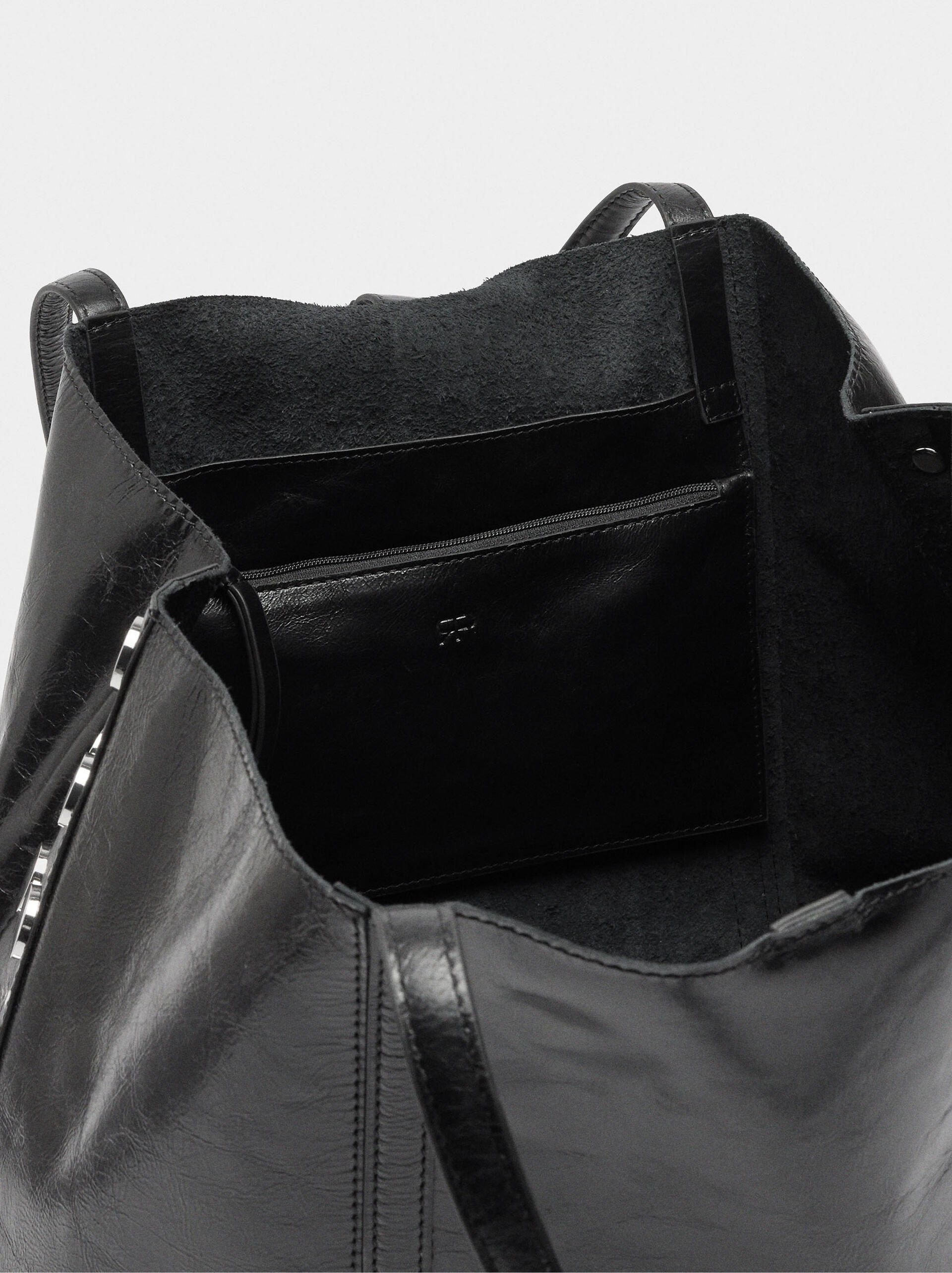 Leather shopper bag with studs image number 5.0