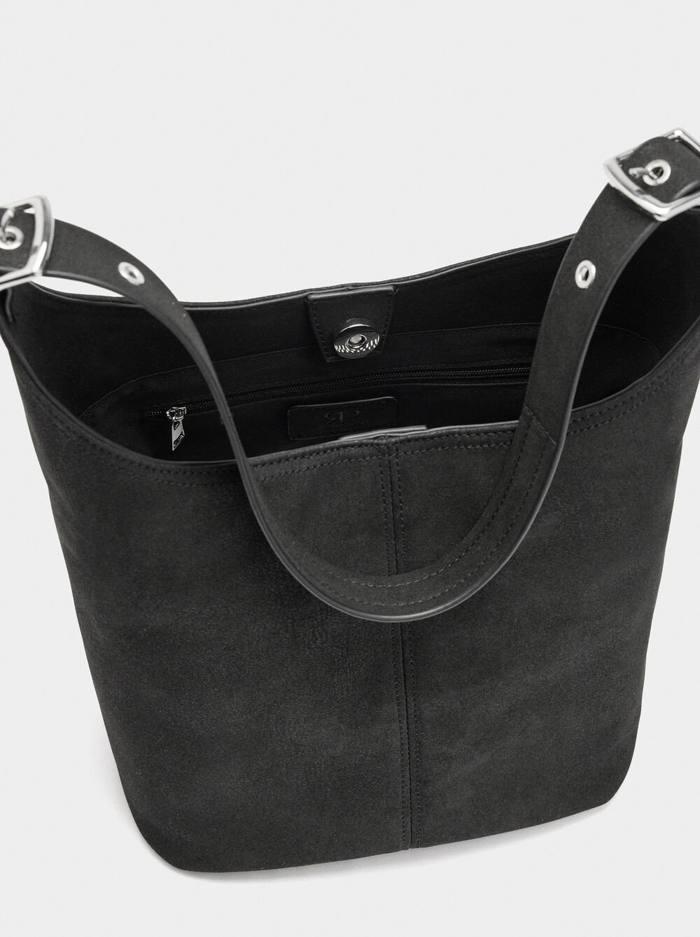 Sac à épaule avec effet cuir
