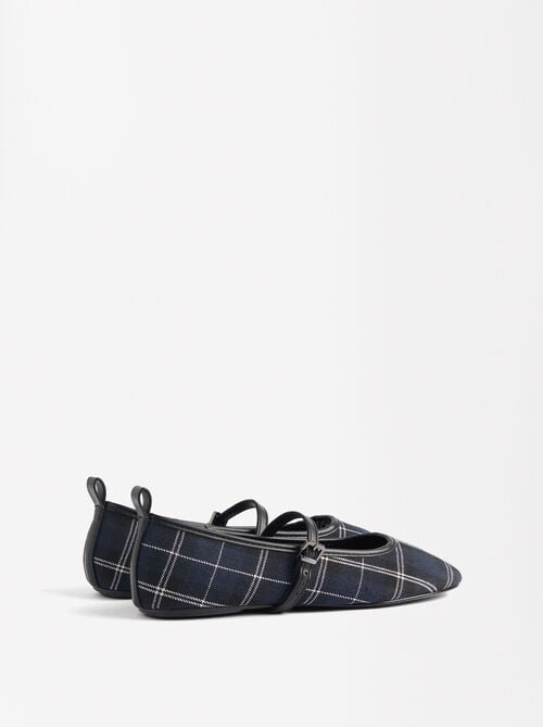 Tartan ballet flats