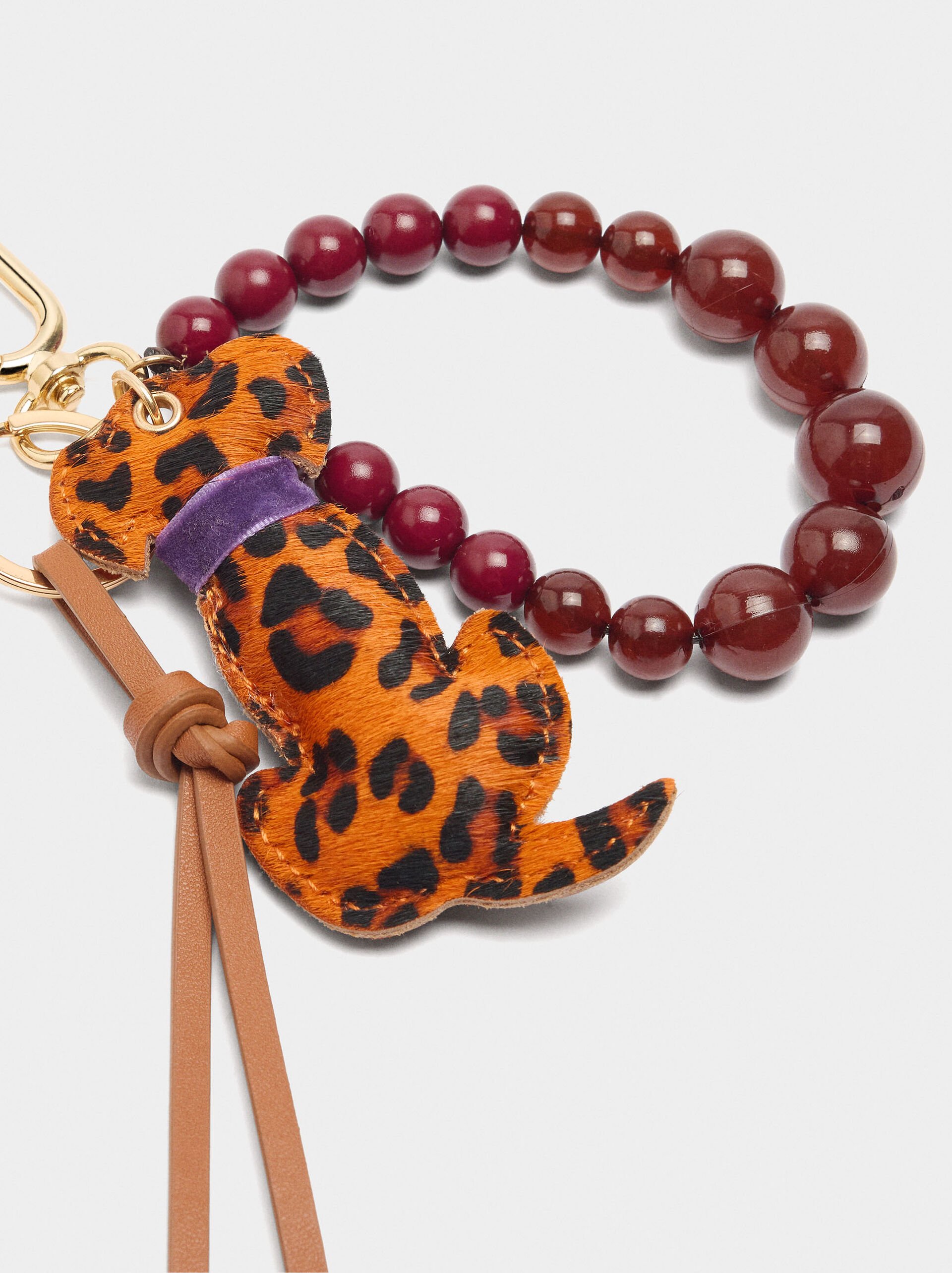 Dog keychain charm image number 1.0