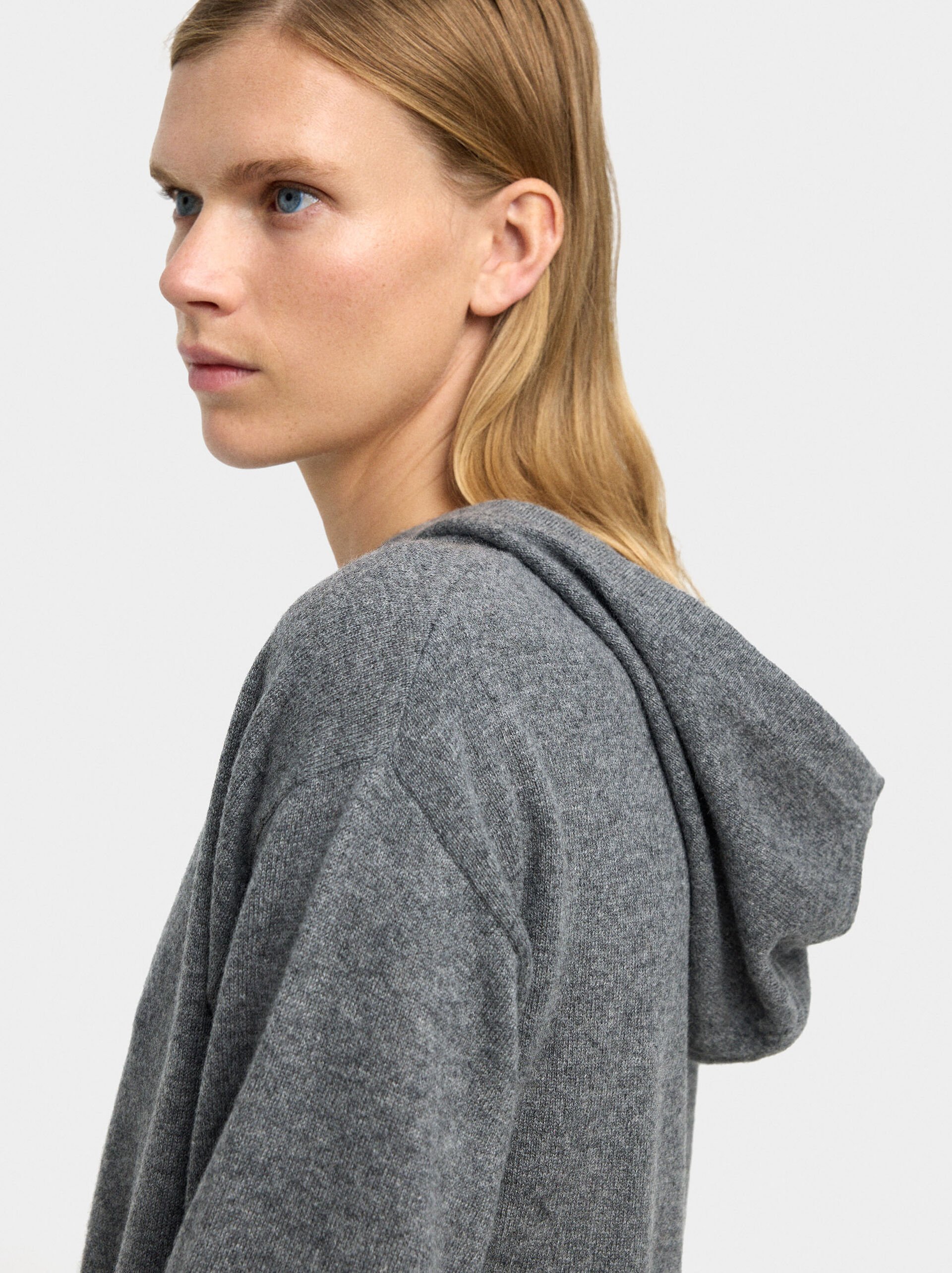 Cardigan with 100% cashmere image number 3.0