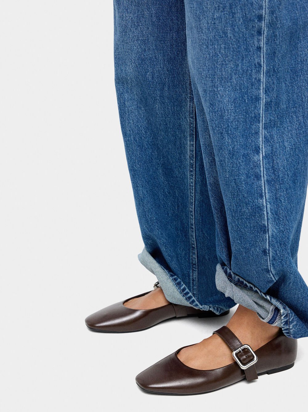 Ballet flats with strap and square buckle