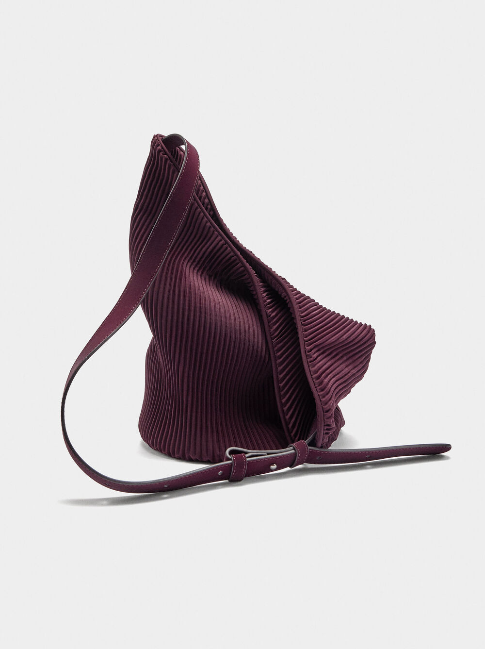 Nylon shoulder bag with inner pouch