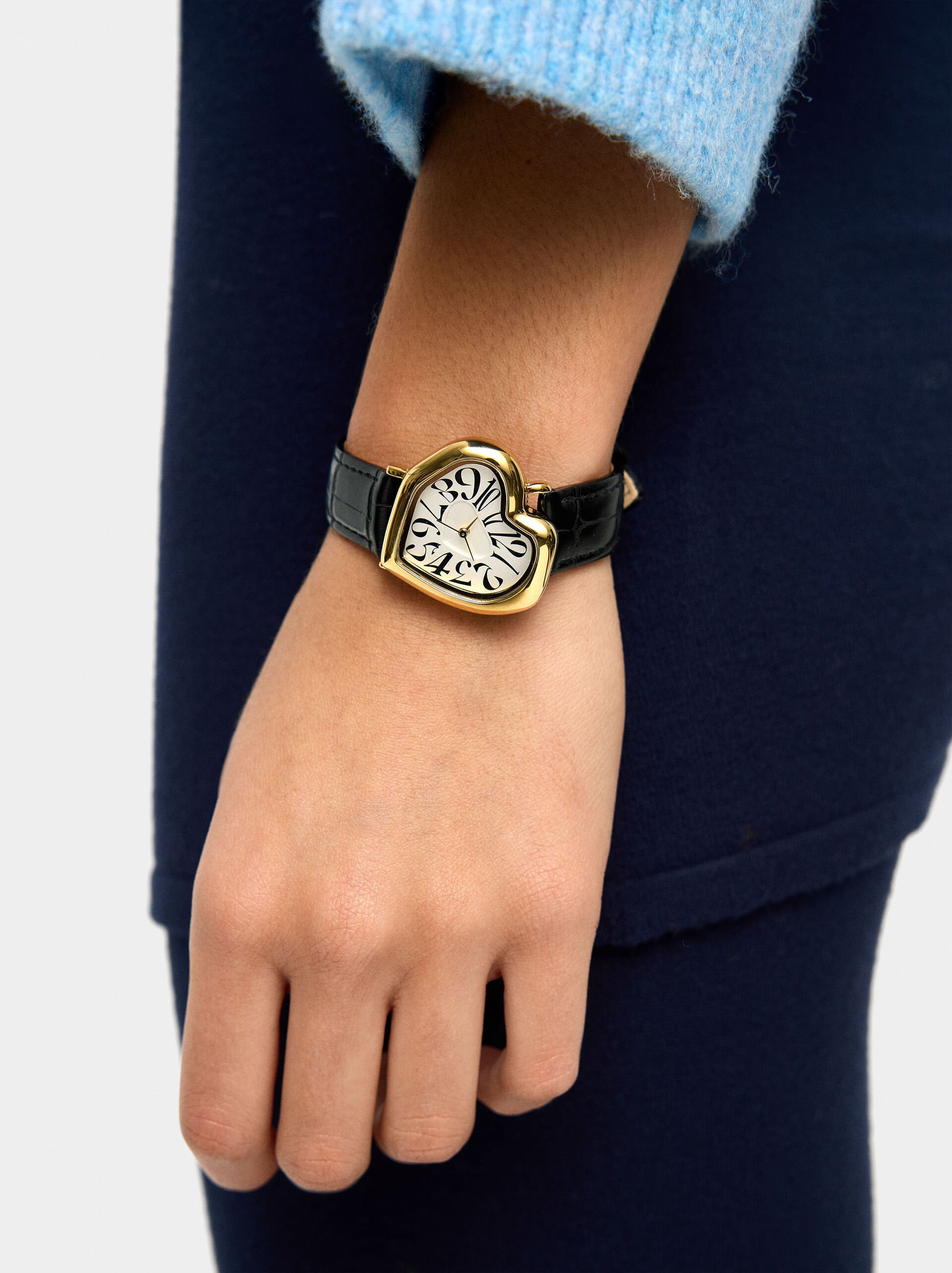 Heart watch with leather-effect bracelet image number 1.0