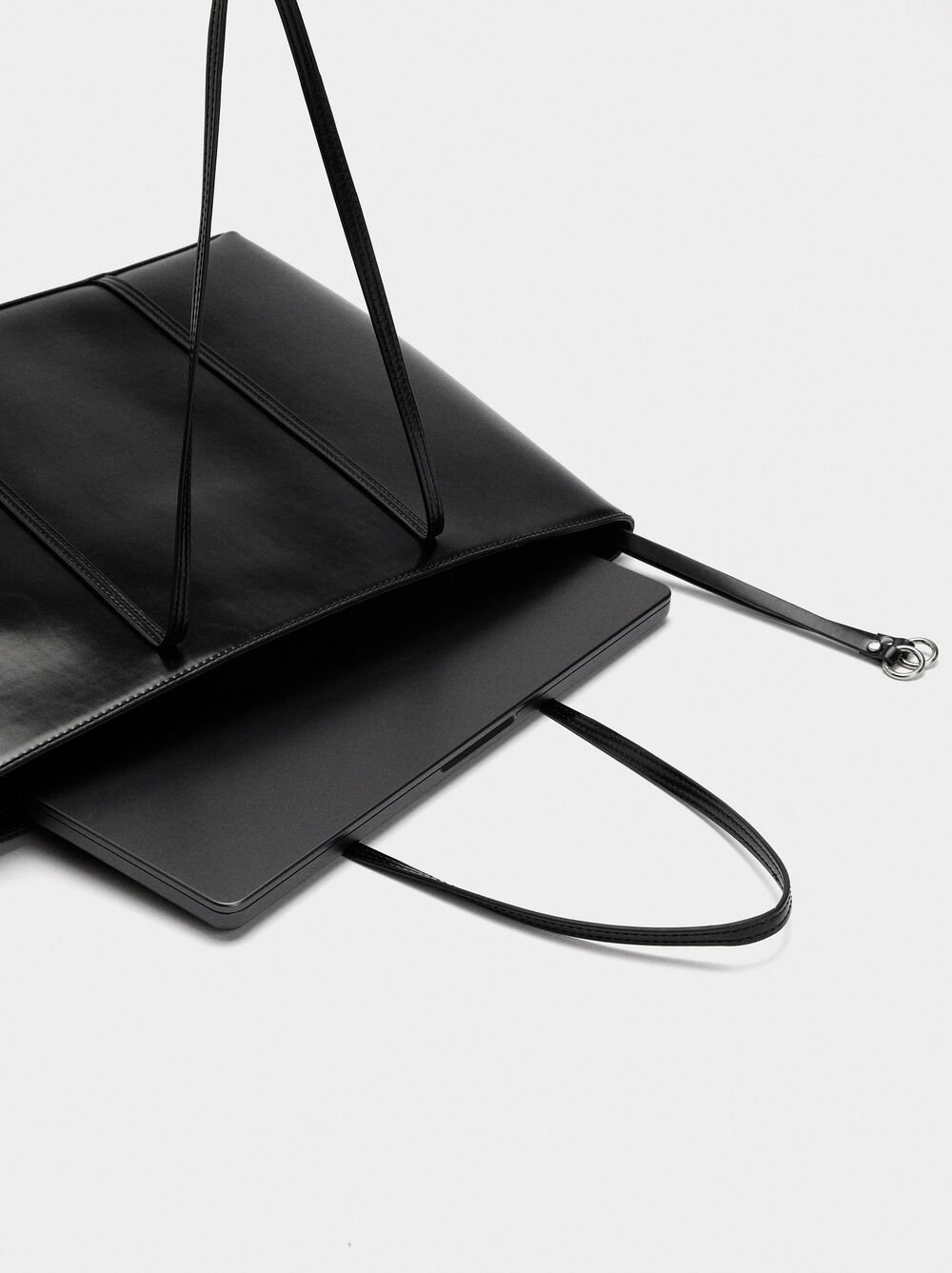 Bag for 13" laptop with plain design
