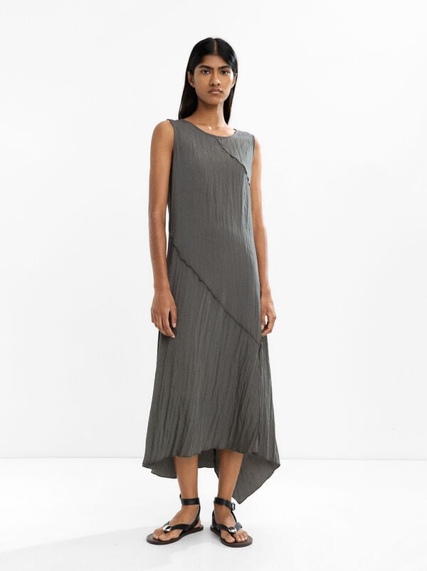 Wrinkled effect midi dress