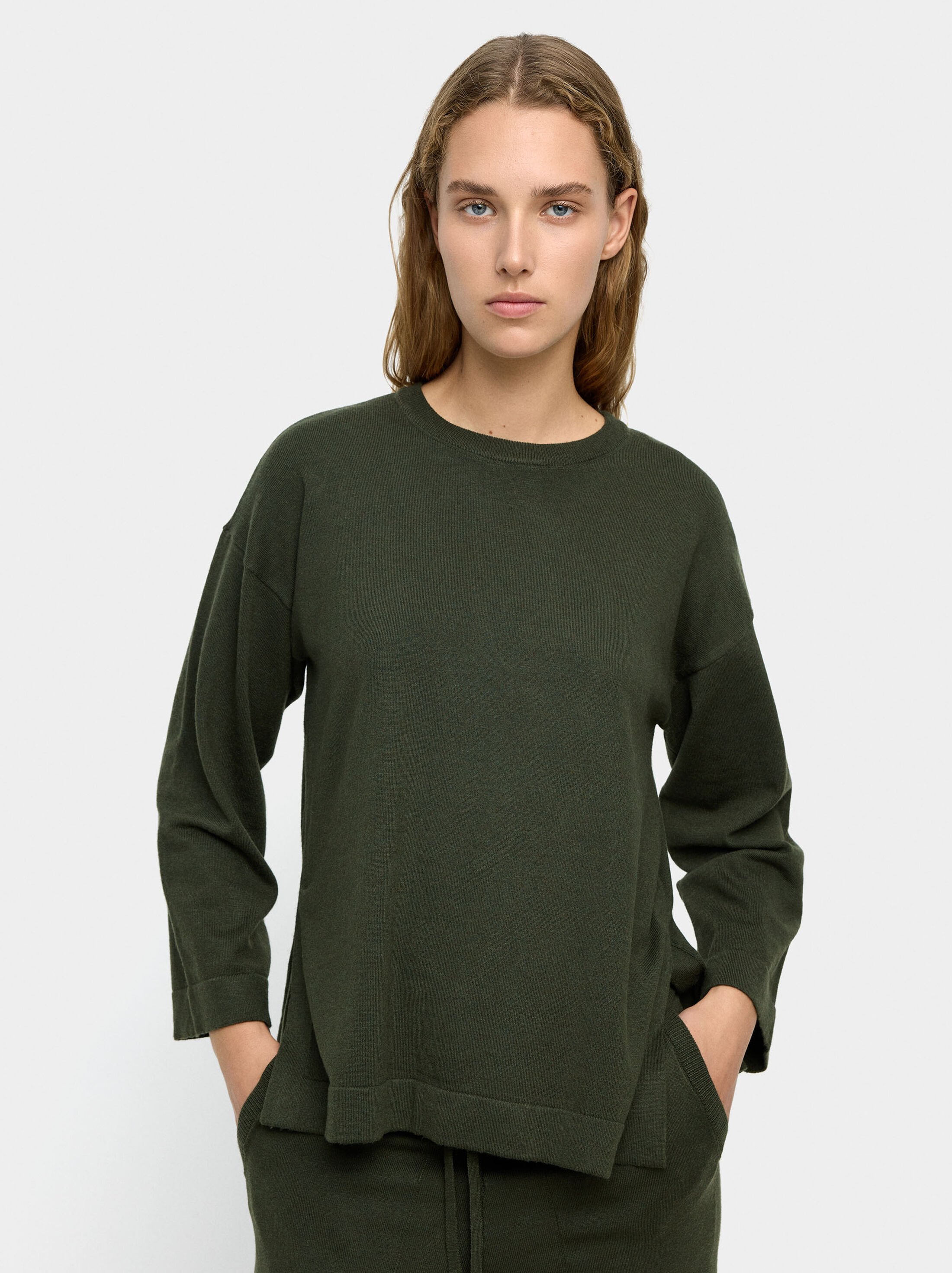 Sweater with plain knit image number 1.0