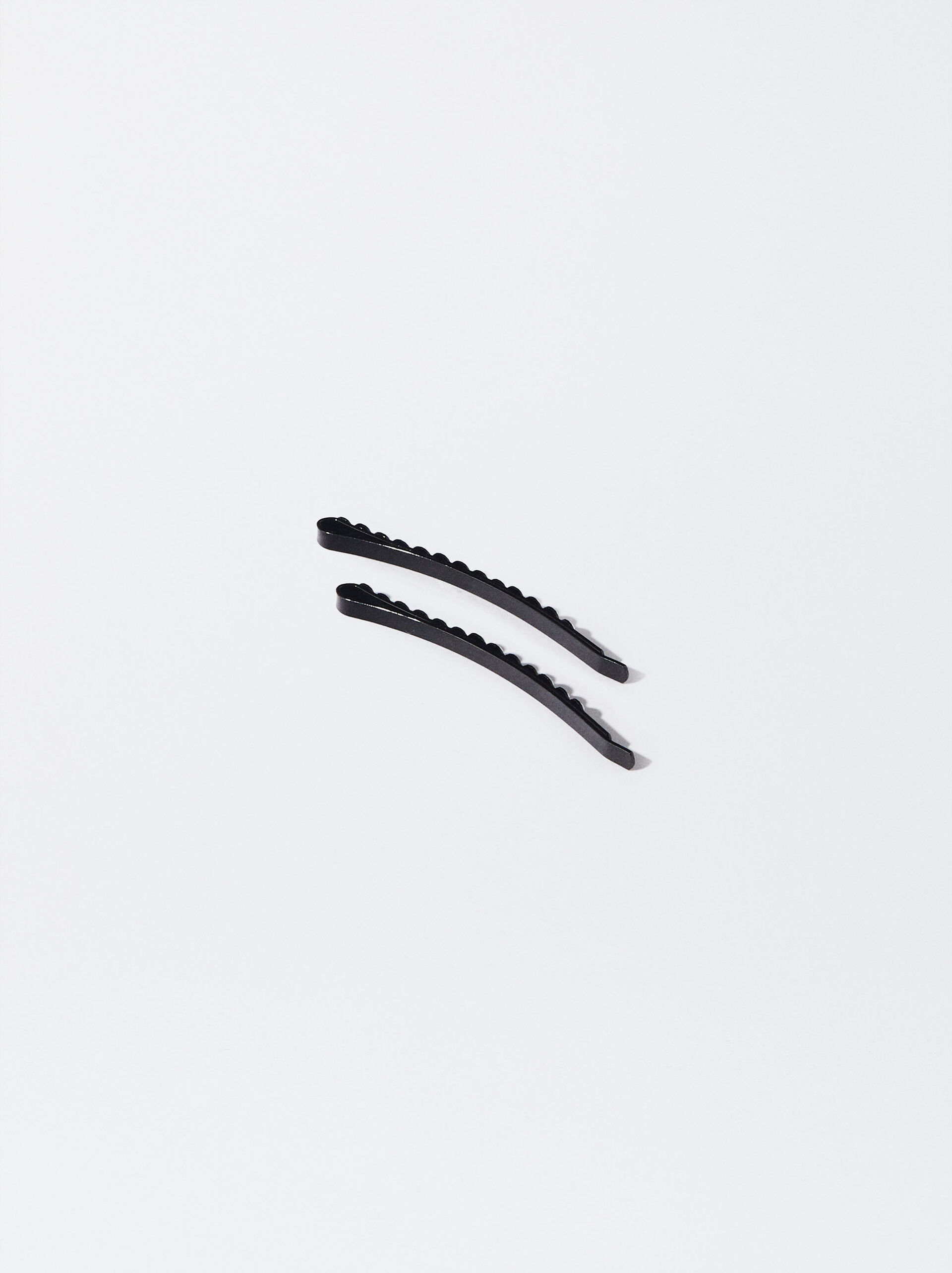 Bobby Pin With Crystals image number 2.0
