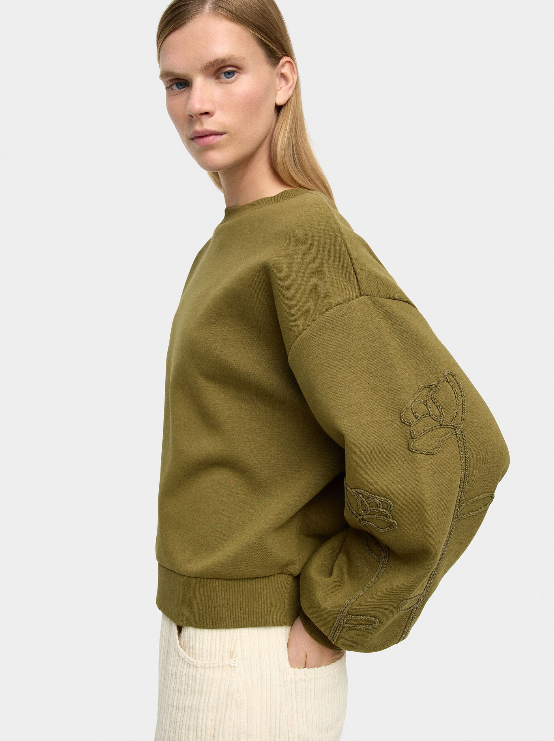 Sweatshirt en coton avec fleur image number 1.0