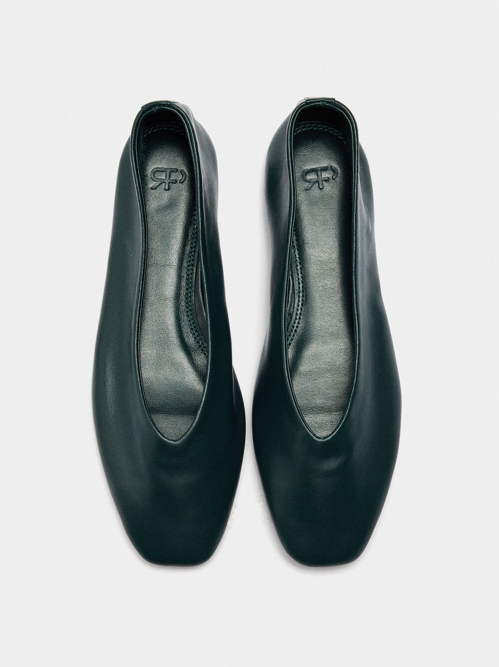 Plain leather ballet flats