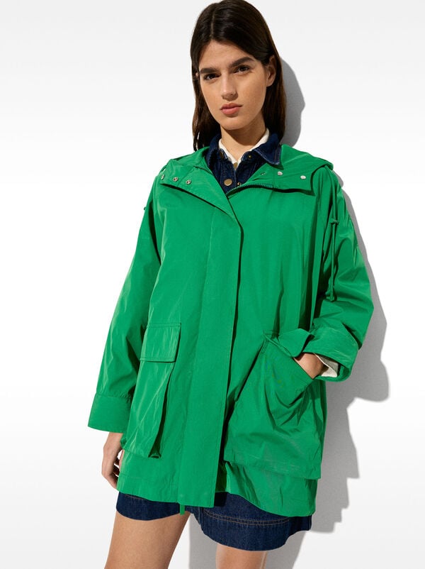 Light parka with hood